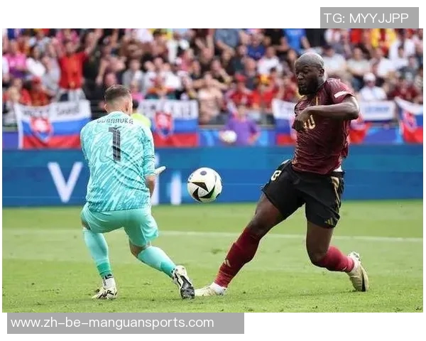 足球场上的单刀不进球星:那些错失破门良机的顶级球员们 足球场上的单刀不进球星:那些错失破门良机的顶级球员们