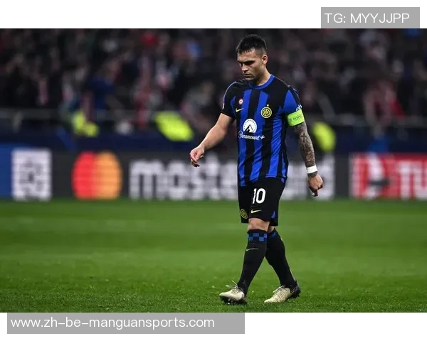 电脑足球游戏聚焦球星转场全景解析玩家视角下的虚拟绿茵风云